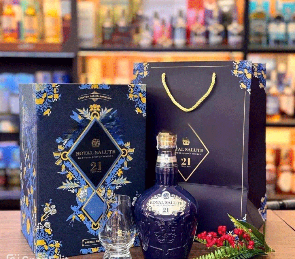 ruou-chivas-21-royal-salute-hop-qua-tet-2026