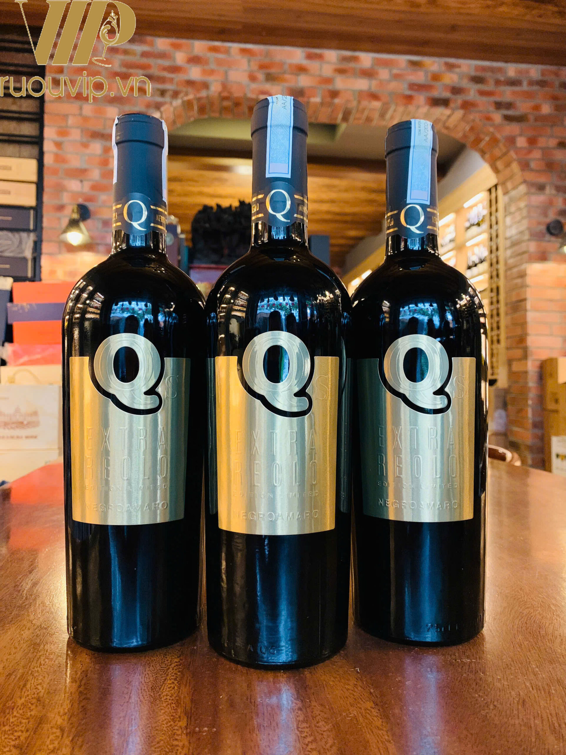 ruou-vang-qs-extra-reolo-negroamaro